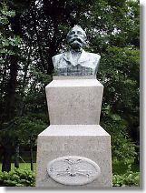 Boys, Be Ambitious ! 明治9年(1876)札幌農学校が開設、教頭としてマサチューセッツ農科大学学長クラーク博士が着任。9ヶ月滞在。